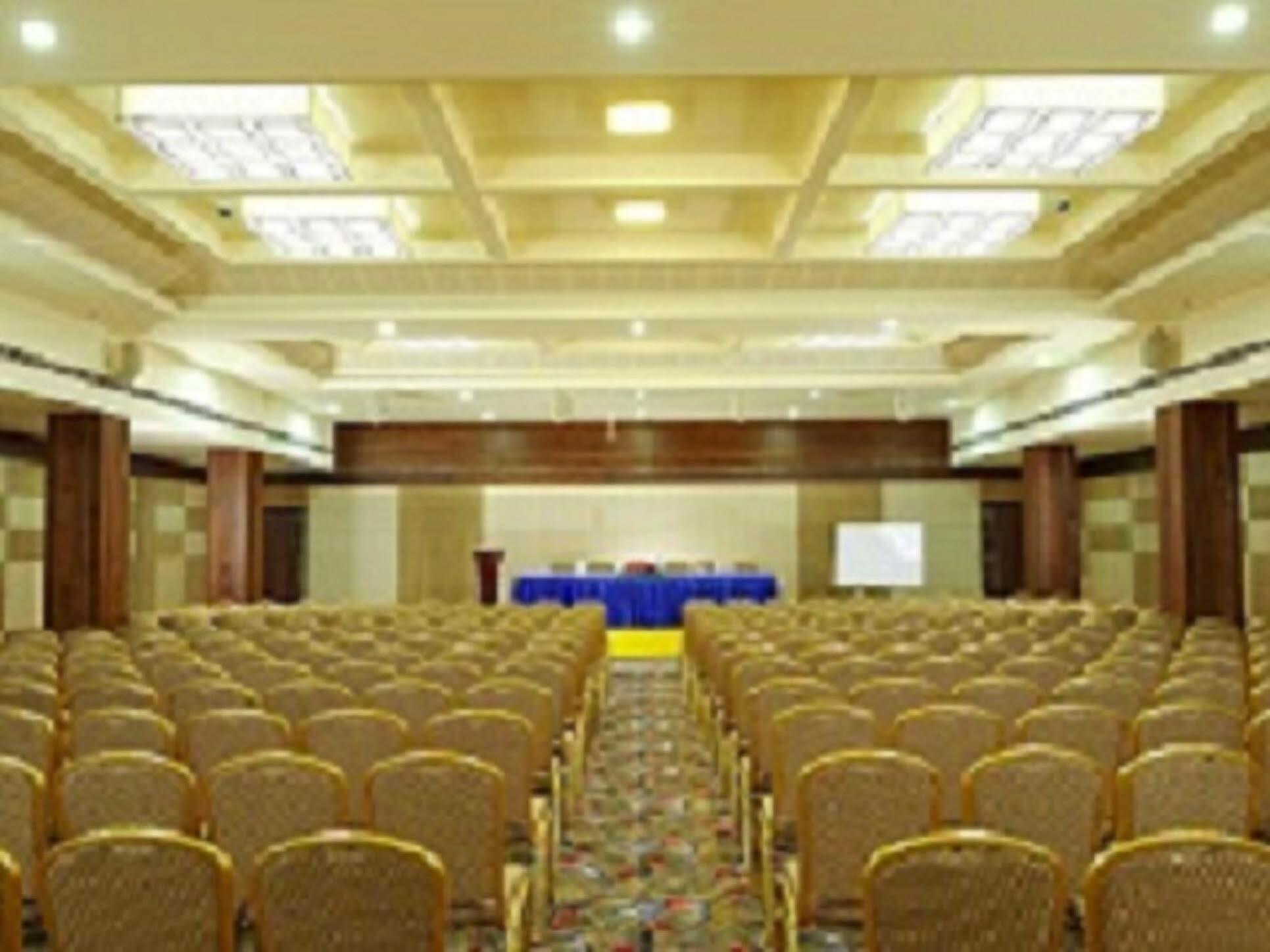 Dimora Hotels And Resorts Thiruvananthapuram Exterior foto